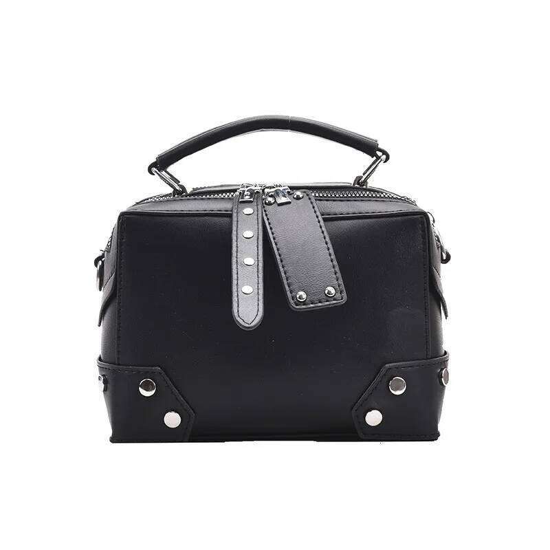 New rivet net red shoulder fashion solid color messenger cross-border small bag women XJ260131