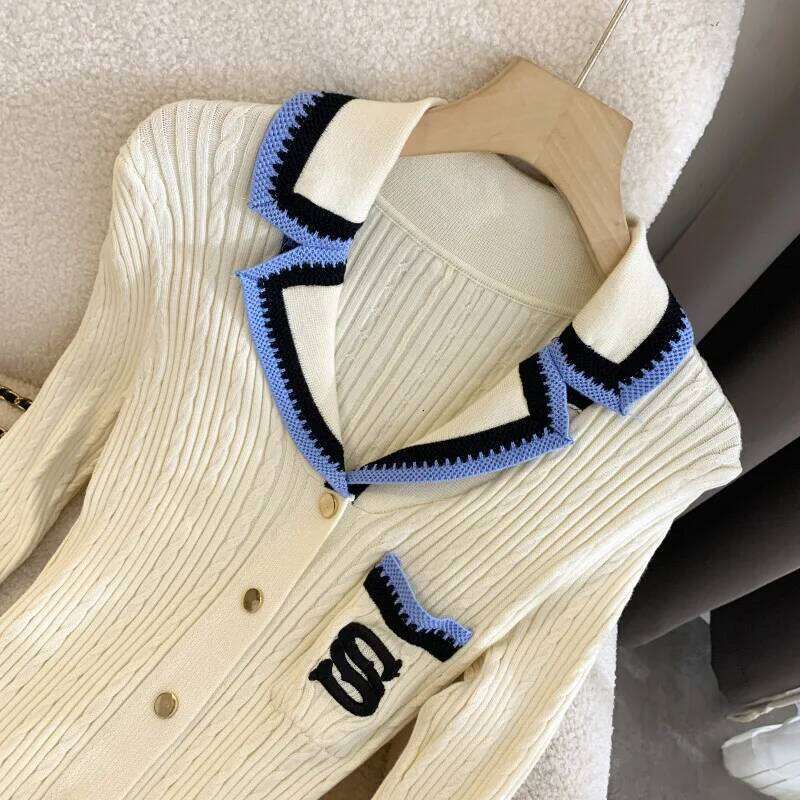 YuooMuoo Elegant Embroidery Letter Knitted Maxi Autumn Winter Brand Fashion Lady Notched Black Sweater Dress Office Robes XJ260131