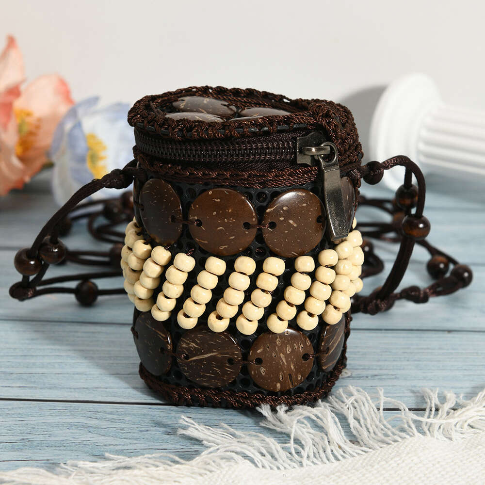 Women's Folk Small Wallet Crossbody Coconut Shell Beaded Woven Bag