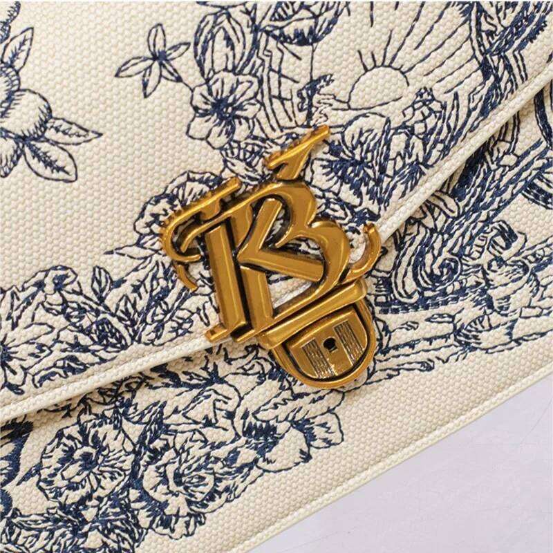 Women's handbag, underarm women's 2024 new summer high-end designer bag, embroidered single shoulder crossbody bag