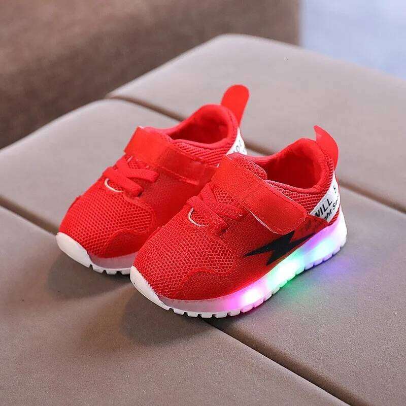 New Autumn Fashion LED Lights Boy Lightweight Breathable Mesh Kid Sneakers Retro Comfort Sports Casual Shoes 2025 Y260128