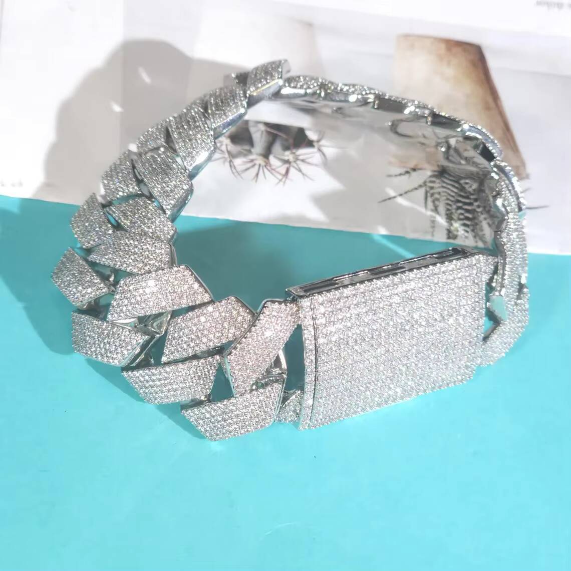 Moissanite Iced Out Cuban silver plated Bracelet With Thick Pave Links For Luxury Urban Fashion Jewelry