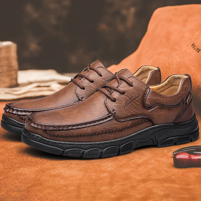 CLOHOO Mens Handmade Thick Rubber Bottom Breathable Casual Leather Shoes Classic Sewn Loafers Comfortable Leisure Footwear 260126