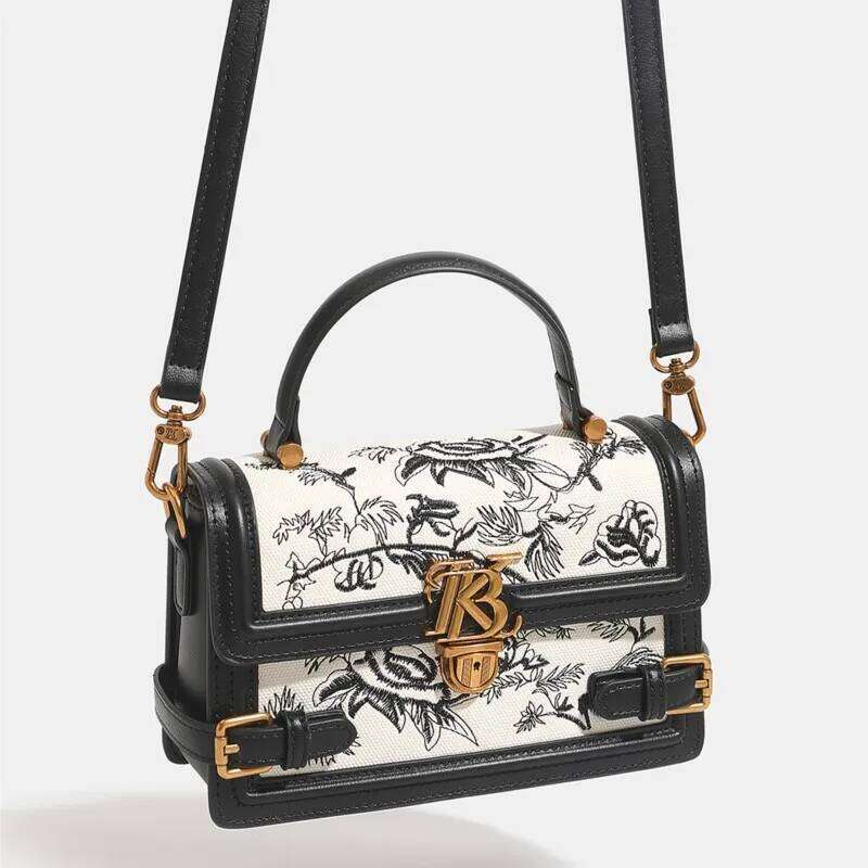 Women's handbag 2025 fashionable autumn and winter new item niche design high-end texture heavy embroidery shoulder crossbody ba