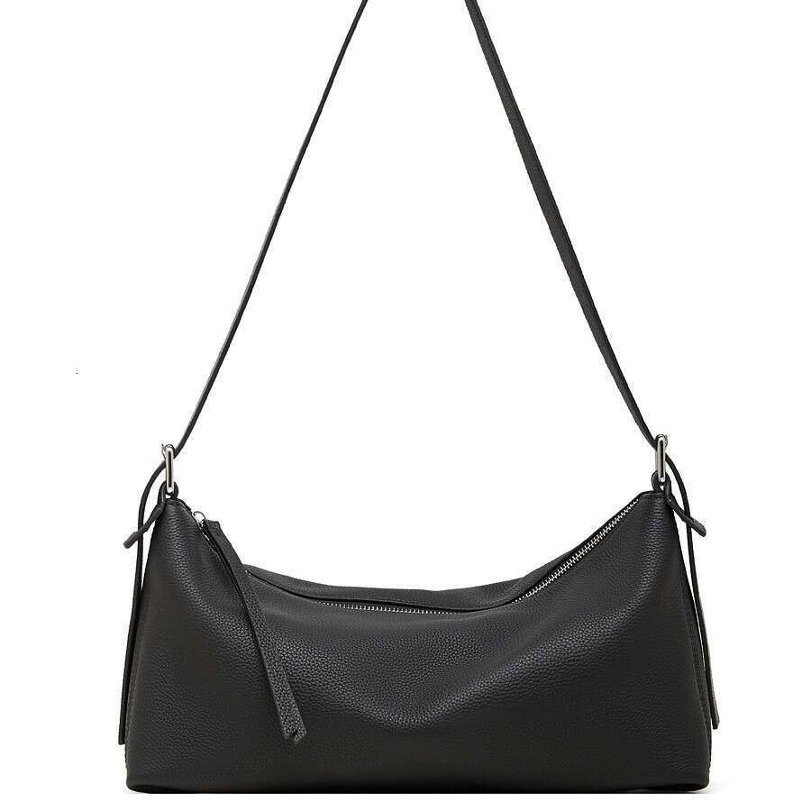 Luxury Shoulder Bags Totes Hobo Cross Border Belt Buckle New Top Layer Cowhide Genuine Dumpling Classic Vegetable Tanned Leather Single Crossbody Wome