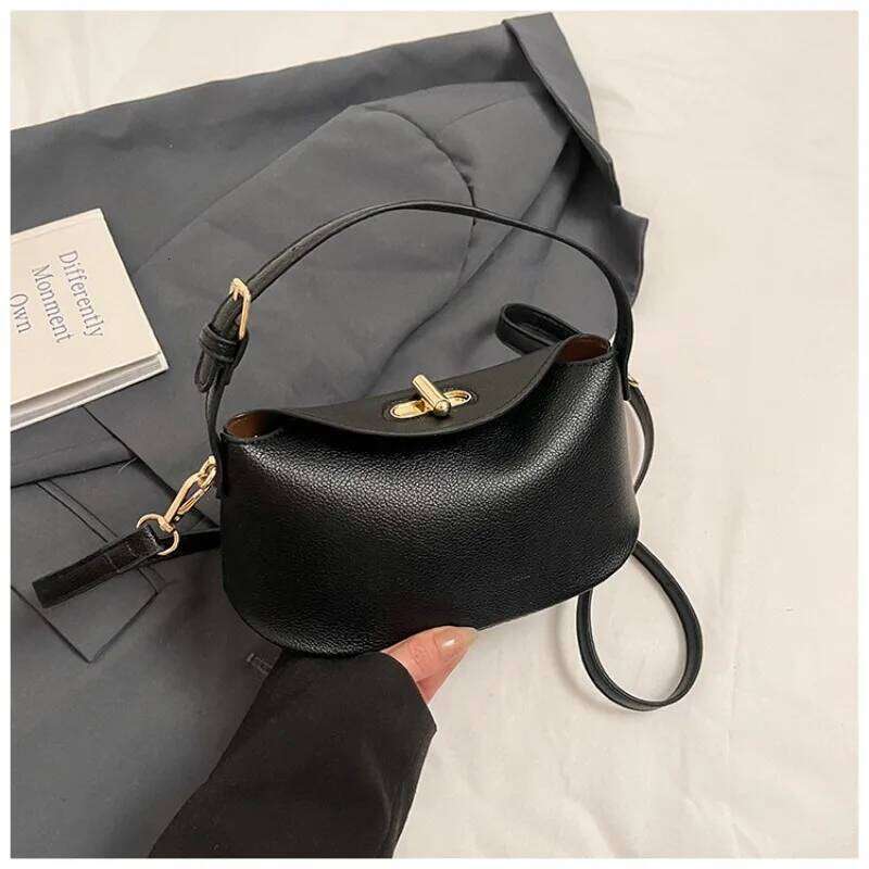 Fashion Handbag Soft Versatile Shoulder Messenger 2025 Super Hot Yellow Portable Bucket Bag Niche Brand Women's