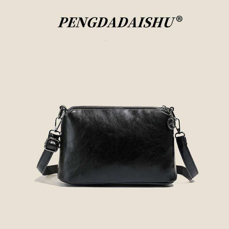 Fashionable versatile soft leather messenger bag, new style casual and commuting small square bag