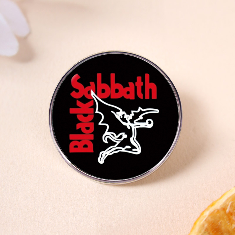 Anime pins Anime badges cartoon enamel pin Halloween dark pin badge horror scary gothic japanese game tv movie film pin science fiction accessory Y49