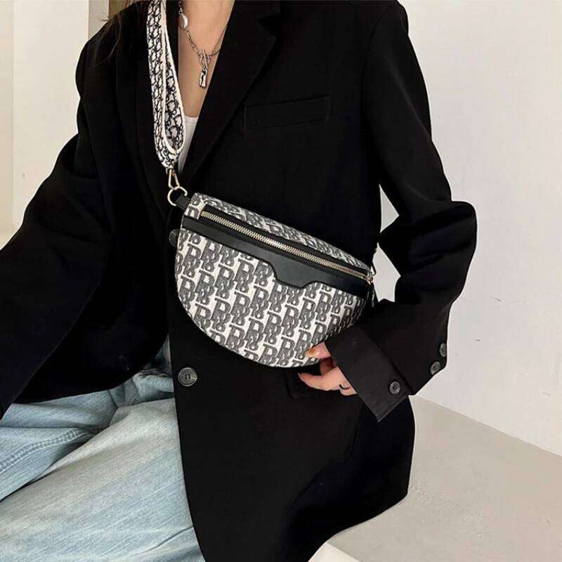 Letter Print Fashion Crossbody Round Mini Minimalist Waist Versatile Women's Shoulder Bag