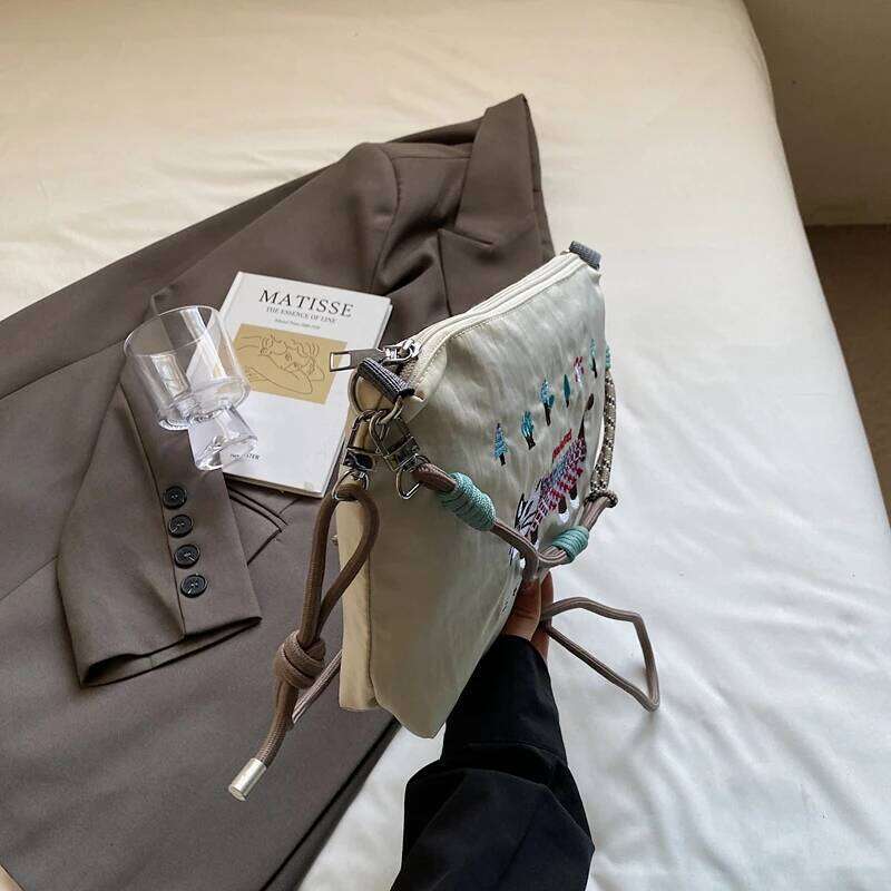 Large capacity spring and summer embroidered cat waterproof handbag, crossbody single shoulder shopping bag, cart