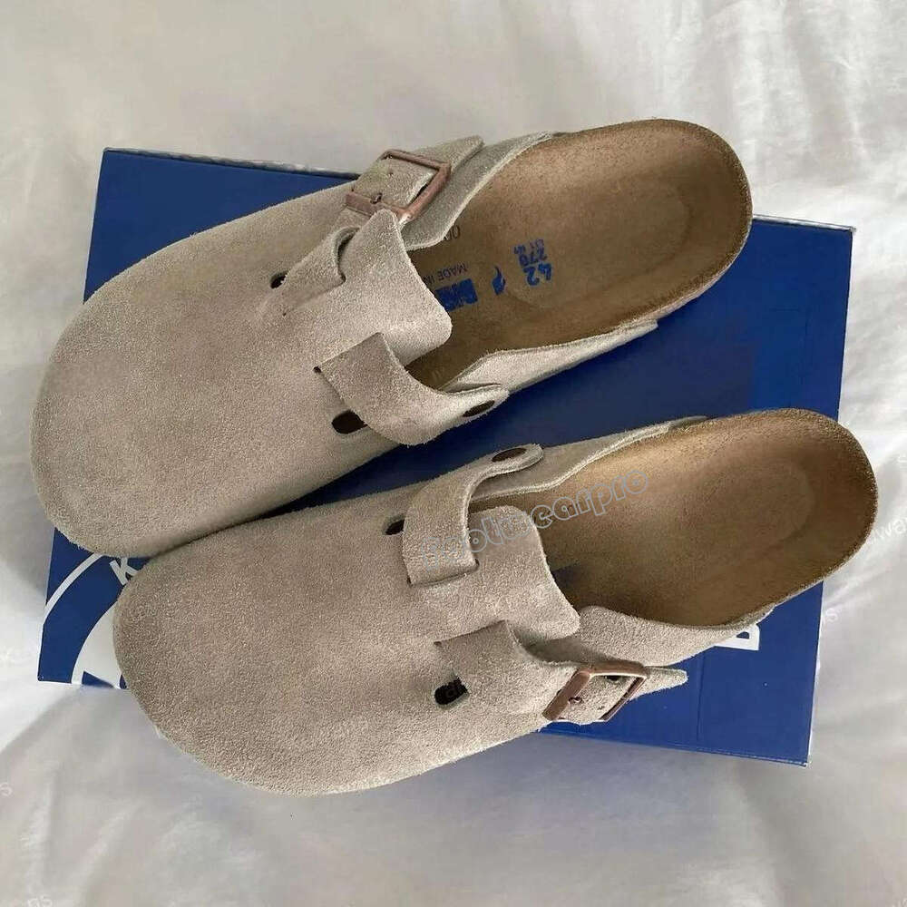 Designer Clogs Sandals Clog Slippers Cork Flat High Quality Fashion Summer Genuine Leather Slide Favourite Beach Casual Shoes Women Men 35-46