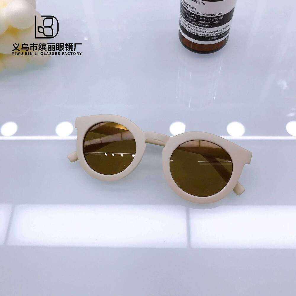 2025 New Sun Shading Oval Frame Children's Fashion Street Photography Version Sunglasses For Boys And Girls H260130