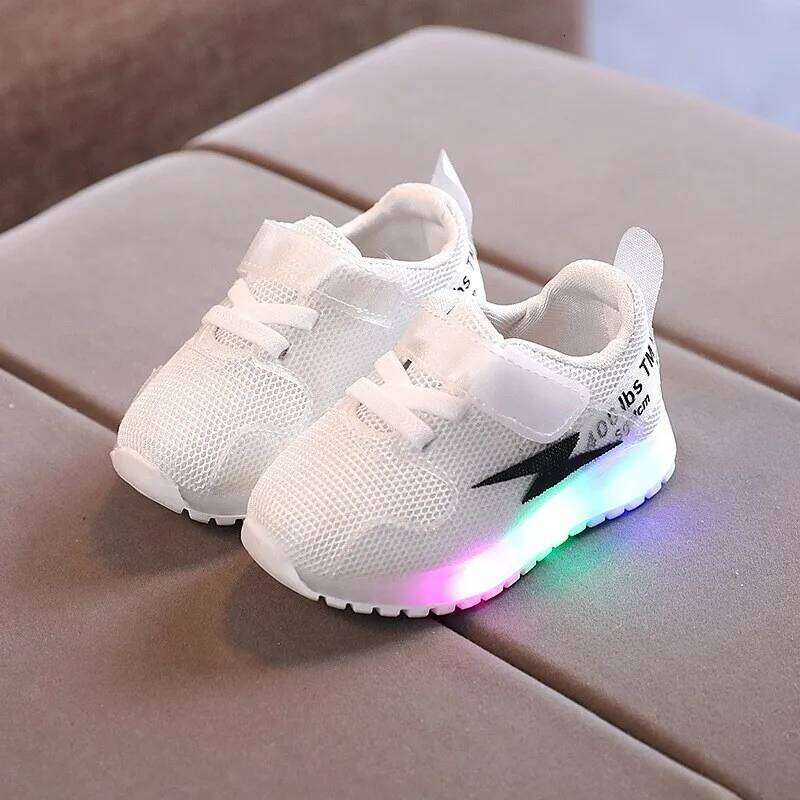New Autumn Fashion LED Lights Boy Lightweight Breathable Mesh Kid Sneakers Retro Comfort Sports Casual Shoes 2025 Y260128