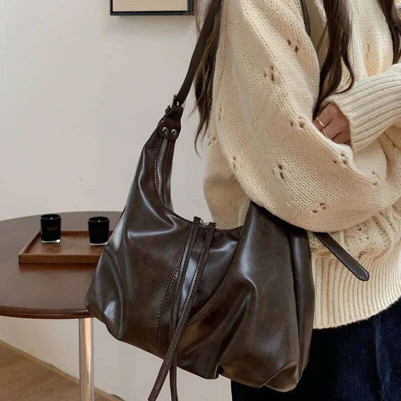 New Retro Underarm for Women's Autumn/Winter Lazy Fashion Korean Edition Handbag Large Capacity Crossbody Bag XJ260131