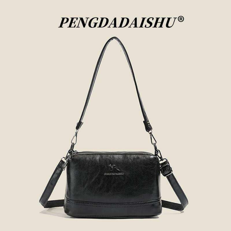 Fashionable versatile soft leather messenger bag, new style casual and commuting small square bag