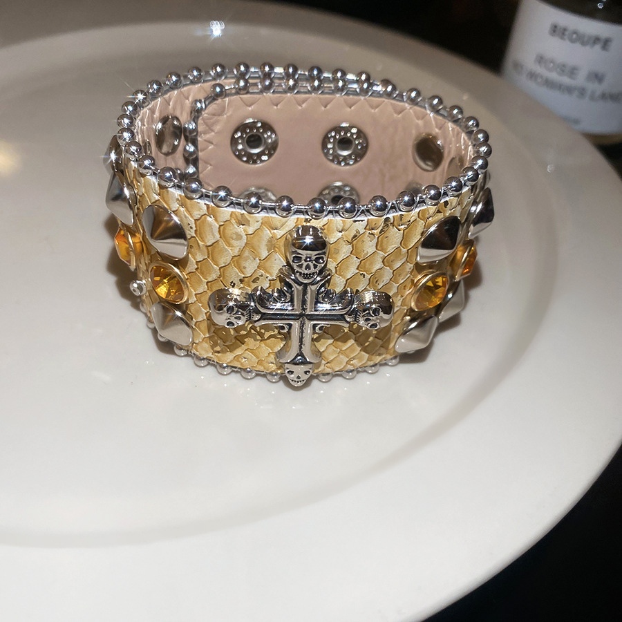 European and American Cross-Border Diamond-Studded Cross Buckle Personalized Fashion Sweet Cool Style Bracelet, Unique Design Niche Jewelry for Women - view 7