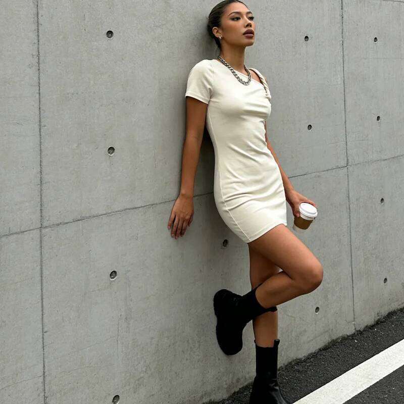 Spring Summer 2026 European American New Street Fashion Women s Slanted Shoulder Solid Color Slim Fit Sexy Hip Hugging Dress XJ260131