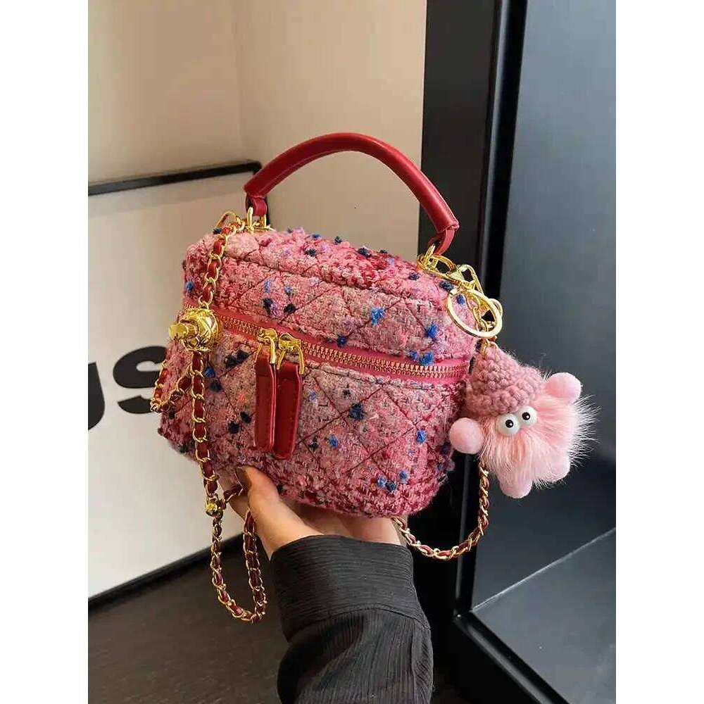 High-grade Woolen Women's Mini Handbags New Contrast Color Temperamet Chain Crossbody Bags Fashion Niche Design Lipstick Box Bag XJ260131