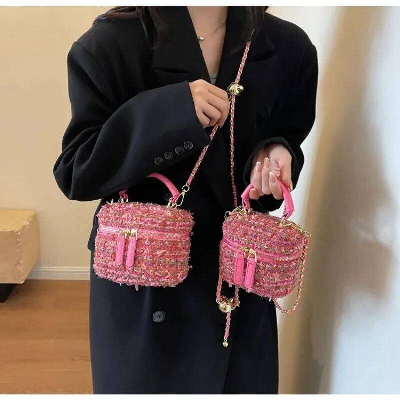 Ladies' Mini Handheld Bucket Bag 2025 Spring Summer New Sparkling One Shoulder Bags Casual Versatile Grid Chain Crossbody Pack XJ260131