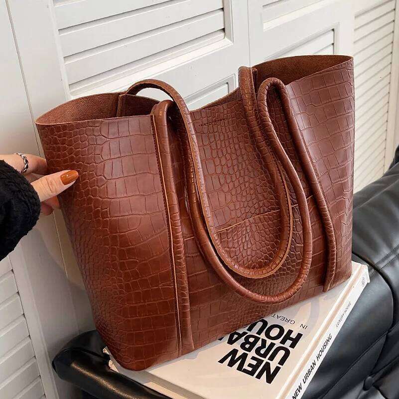 Women Large Pu Shoulder Bag 2023 Vintage Leather Material Trendy Designer Women's Fashion Wallet Handbag XJ260130