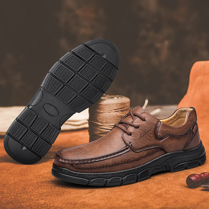 CLOHOO Mens Handmade Thick Rubber Bottom Breathable Casual Leather Shoes Classic Sewn Loafers Comfortable Leisure Footwear 260126