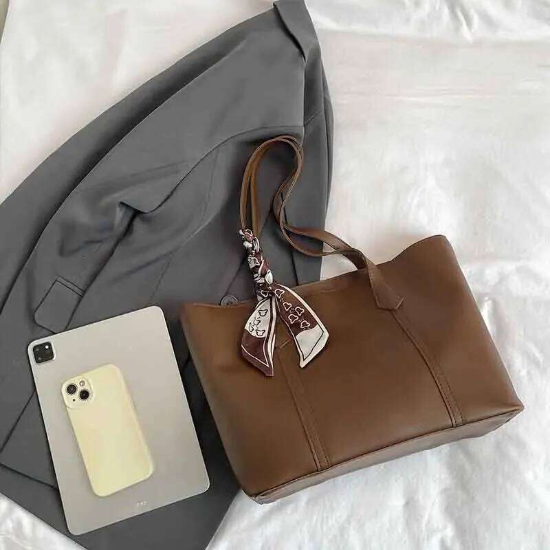 2025 Large Capacity Shoulder Women's New Summer Black Handbag Niche Commuter Woman Bag Tote Bags Women Handbags bolsa