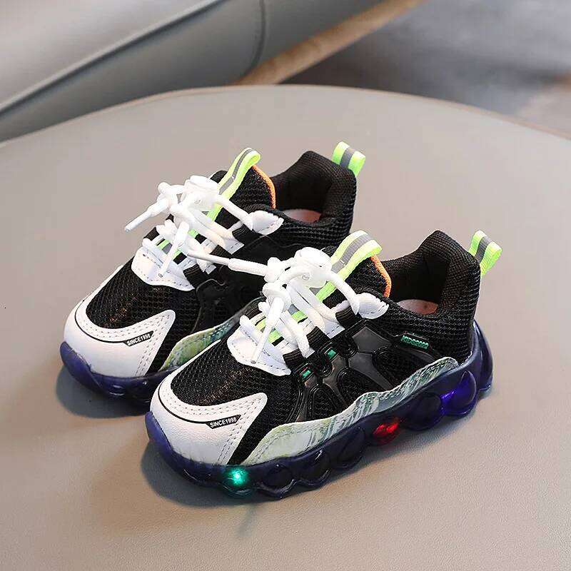 2025Autumn New Kid Sneaker Anti Slip Soft Bottom Boy LED Light Comfort Versatile Girls Casual Shoe Simple Child Mesh Shoes Y260128