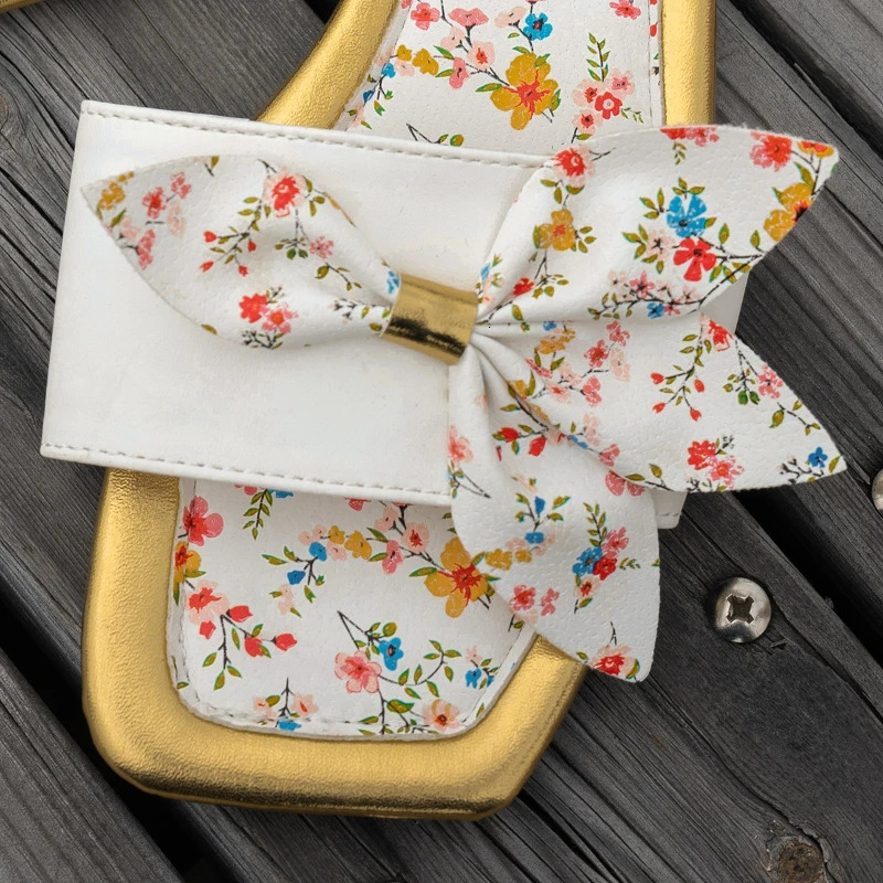 2026 womens fashionable bow n casual selling small floral fresh trendy flat sandals 260126