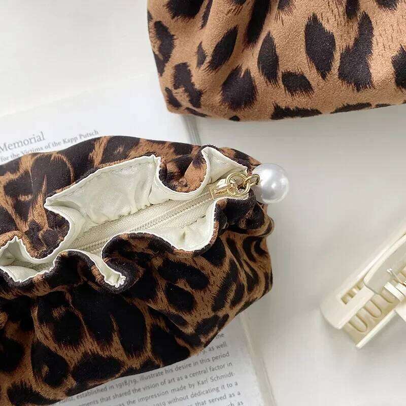 Large Capacity Stylish Multifunctional Portable Cosmetic Bag Leopard Print Storage Make Up Organizer