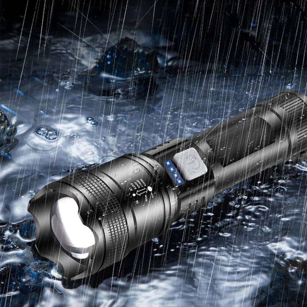 XHP50 Handheld Display LED Flashlight 300LM Powerful Zoom Lamp Mobile Bank for Power Outages H260131