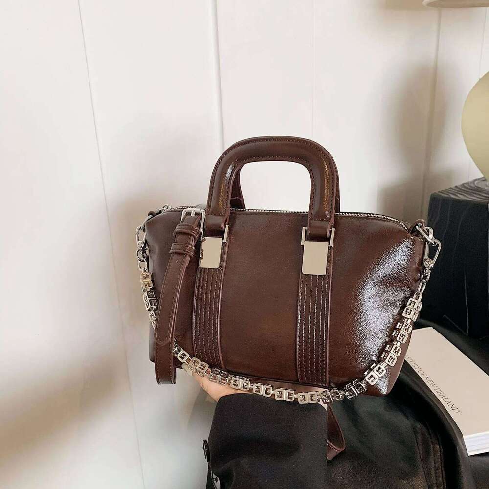Fashion Women Bags Senior Sense Crossbody Autumn And Winter New Simple Oil Waxed Leather Versatile Commuter Handbag Tote Bag XJ260131