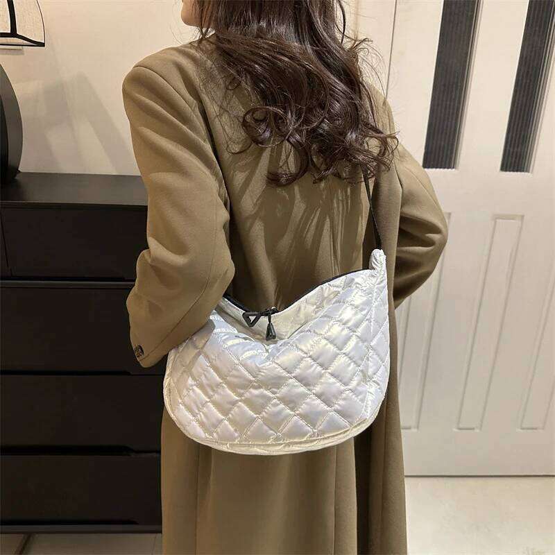 Space Cotton Shoulder Bag Fashion Hobo Crossbody Bags Lattice Pattern All-match Large Capacity Handbags for Women Commuting XJ260130
