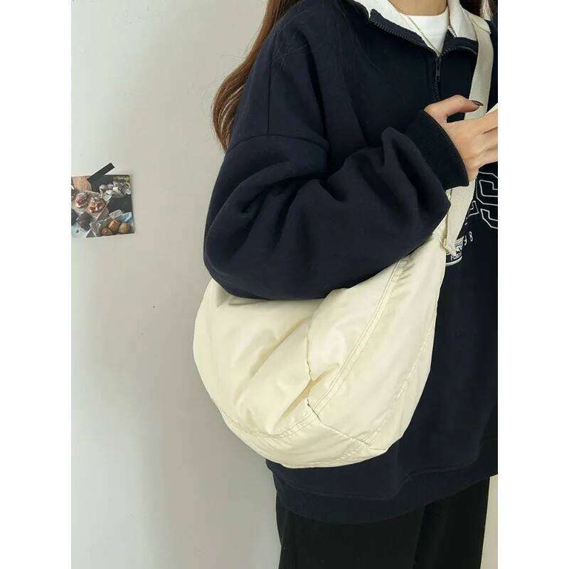 Women's Crossbody Autumn and Winter New Large Capacity Dumpling Casual Simple Versatile Shoulder Bag XJ260131