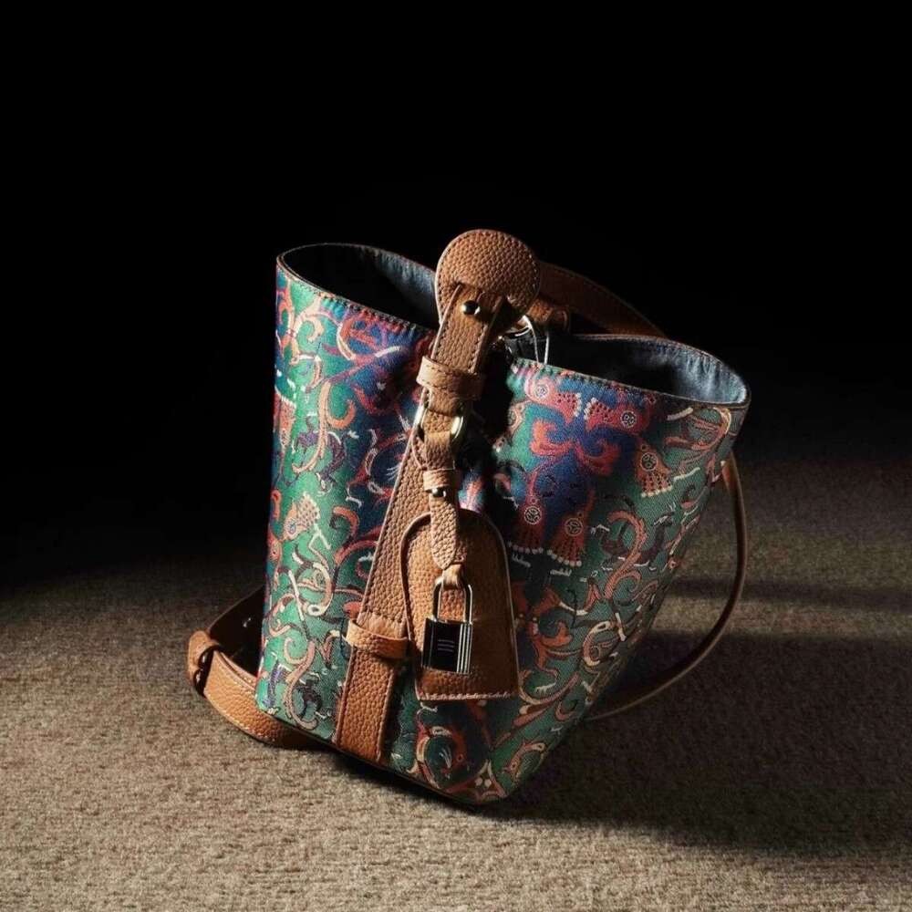 Autumn Winter New Chinese Style Sichuan Brocade Vegetable Basket Single Shoulder Handbag Crossbody Bag MASA