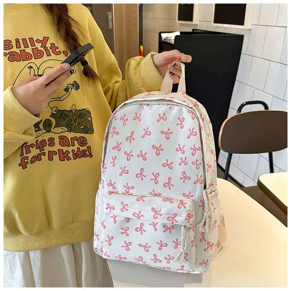Large Capacity Versatile Backpack, Simple BackpackBackpack for Girls, Ins, Cute and Junior High School Students,2025