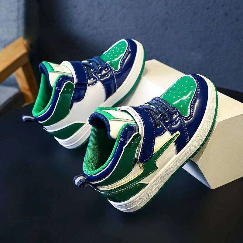 Fashion Girls 2025 Autumn New Kids Sneakers Soft Soled Anti Slip Boys Shoes Simple Versatile Girls' Casual Shoe Zapatillas Y260128