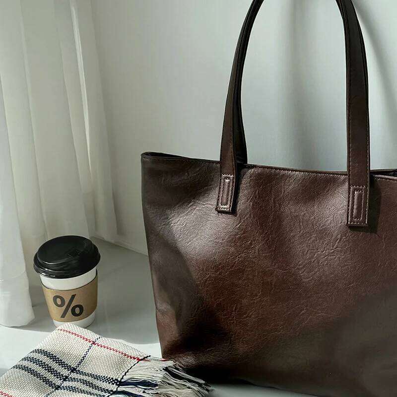 Casual Soft Leather Shoulder Women's Hot Sale of The Season New Commuting Tote Bag Large Capacity Simple Street Style...