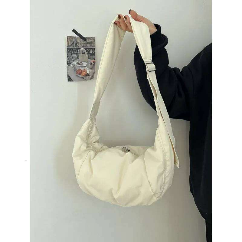 Women's Crossbody Autumn and Winter New Large Capacity Dumpling Casual Simple Versatile Shoulder Bag XJ260131