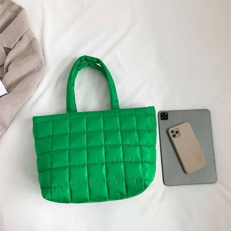 Japanese and Korean fashion diamond-patterned embroidered cotton-filled women's large capacity tote bag, suitable for commu