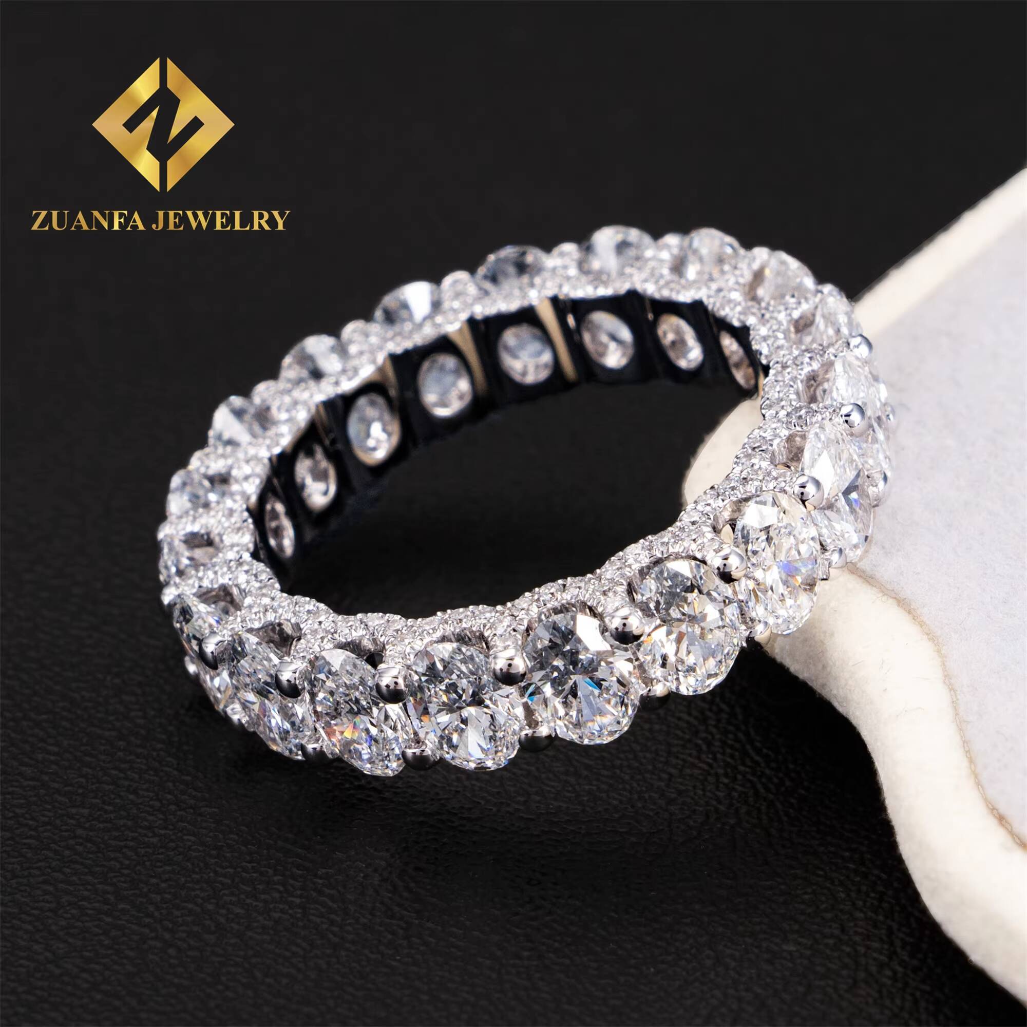 Unique Elegant Fire Jewelry 18k Solid Gold Luxury Bridal Wedding Jewelry Oval 30 Points Lab Grown Diamond Engagement Band Ring