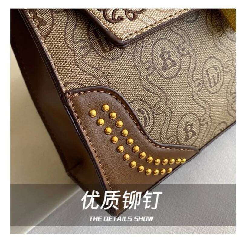 European and American Vintage Fashion Ladies' Retro Casual Crossbody Bag Comfortable Wide Shoulder Strap Handbag