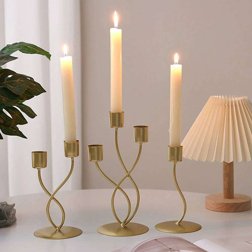 European Style Iron Candle Holder Romantic Dinner Table Decor Home Living Room Ornament for Candlelight Decoration Y260131