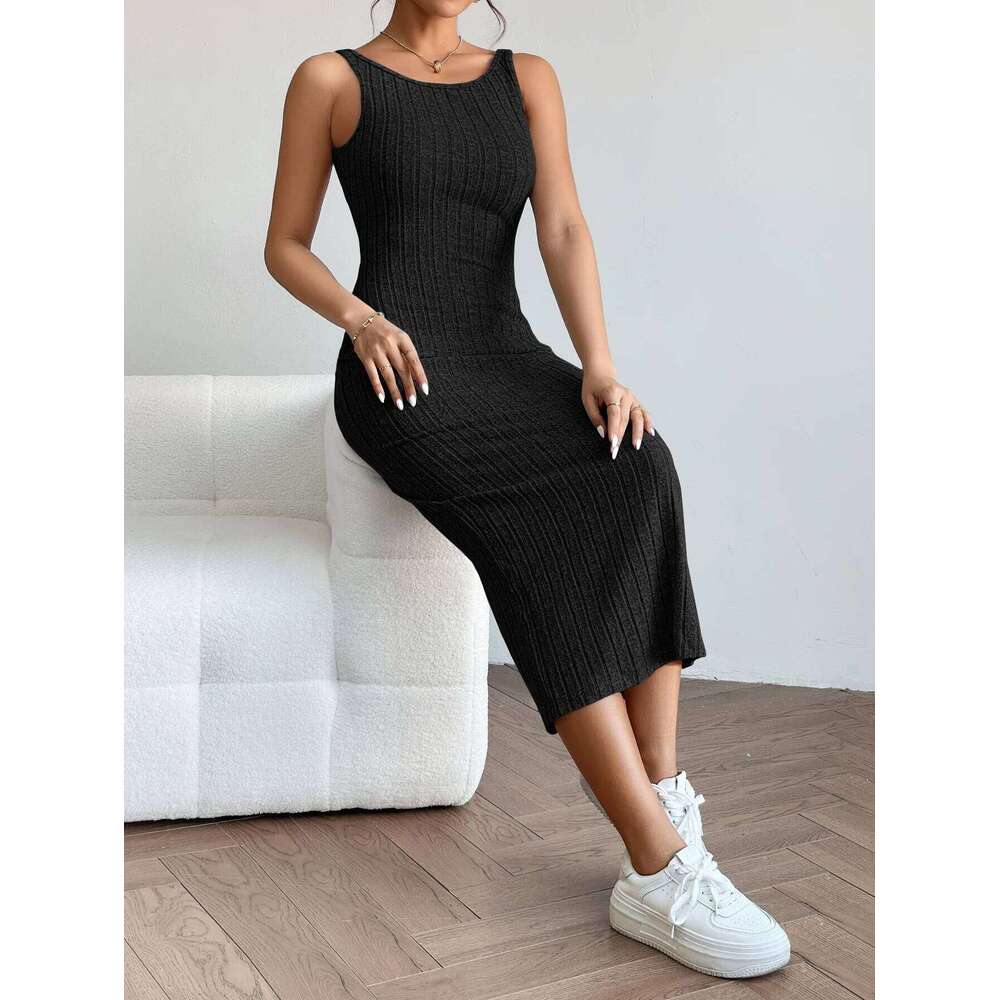 A slimming form-fitting knitted dress with a European and American style XJ260131