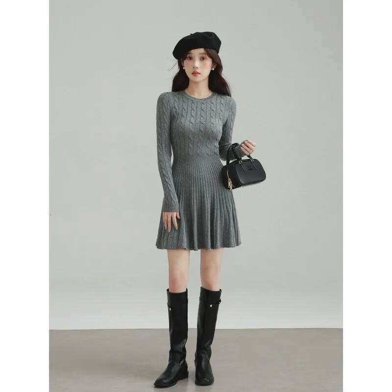 Autumn Winter Waist-cinching Retro Round Neck Bottoming Long-sleeved Dress New Slim Knitted Pleated Skirt XJ260131