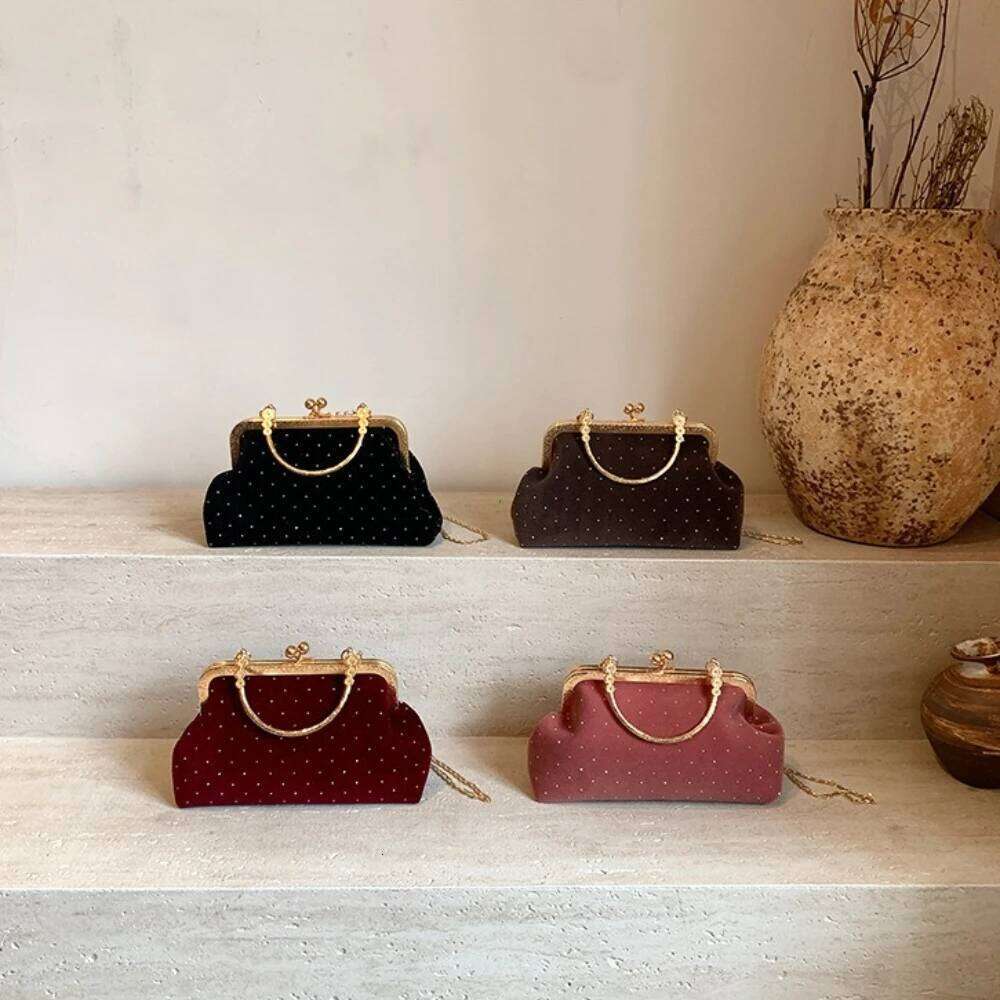 Dinner Party Ladies Small Clip Shoulder Handbags Retro Female Chain Crossbody Bag Luxury Design Women's Evening Clutch Purse