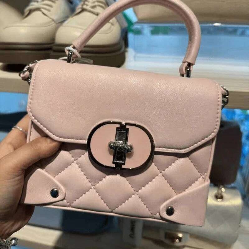 Mini Cute Small Square Girl Sweet Delicate Chain Bag Ladies Daily Handbag Clasp Metal Decoration Diamond Stitching PU Materi