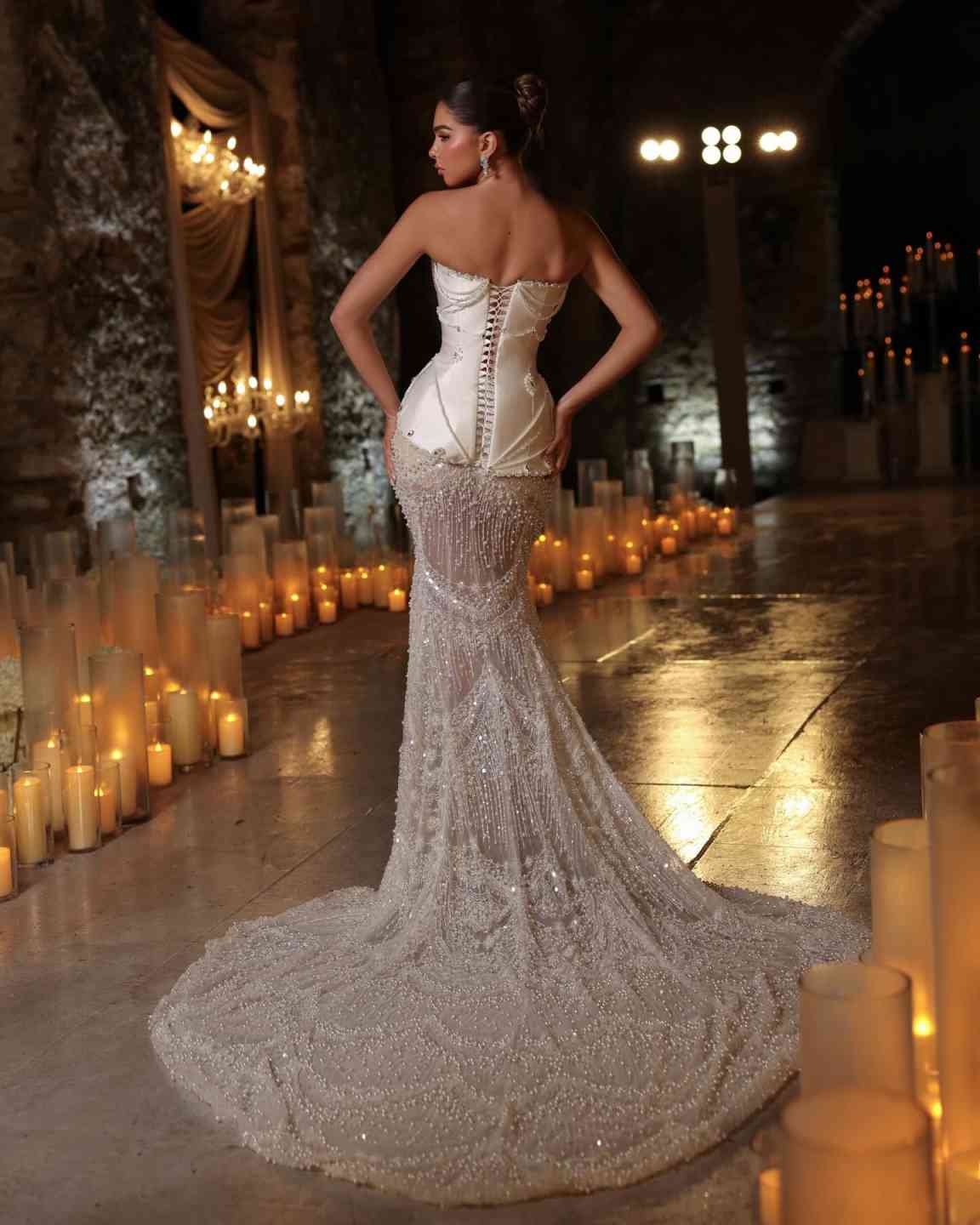 Elegant Strapless Crystal Wedding Dresses Fashion Sequined Beaded Bridal Dress Sweep Train Bride Gowns Customized