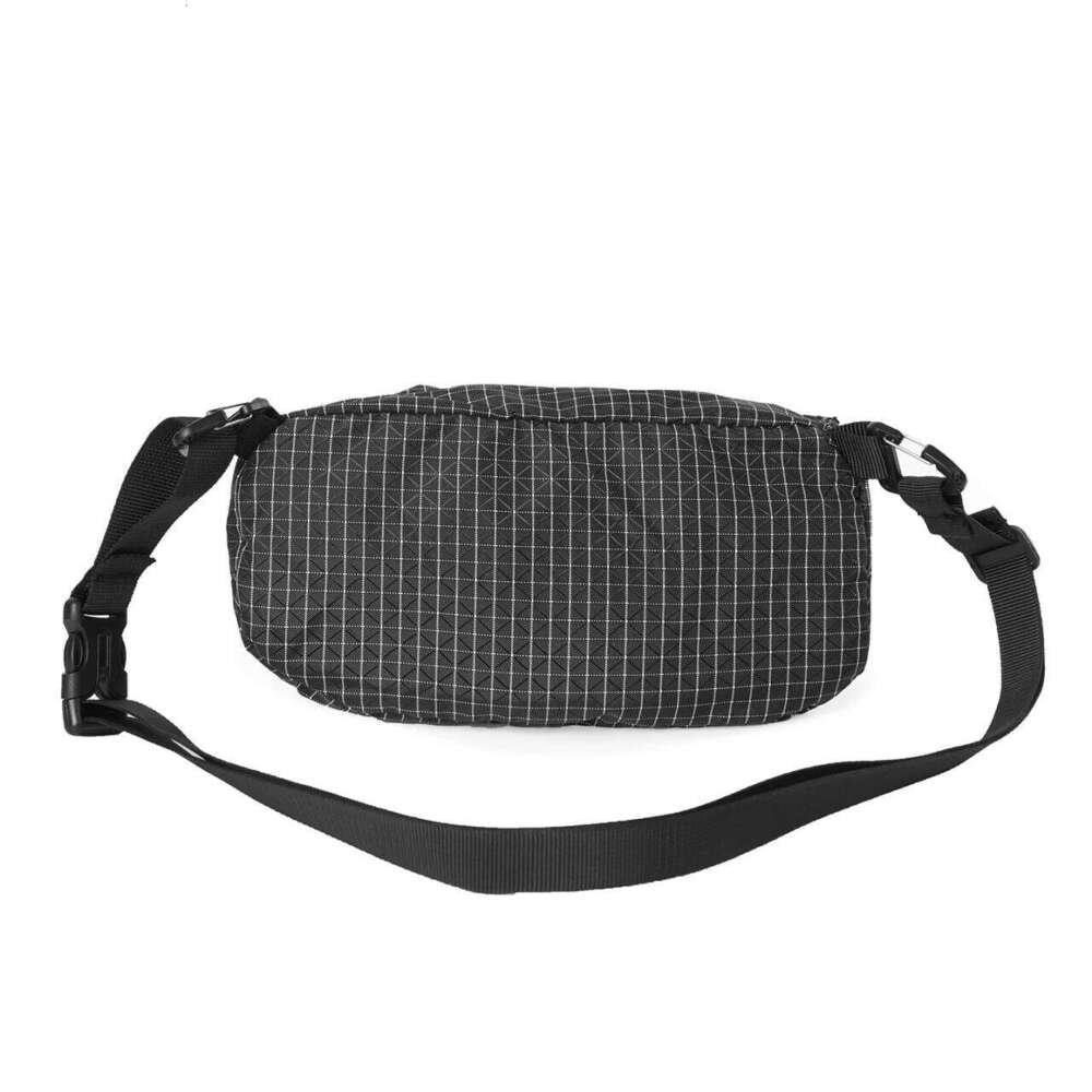 Outdoor backpack - Large capacity, lightweight, expandable chest bag. Suitable for both men and women. Includes hiking eq