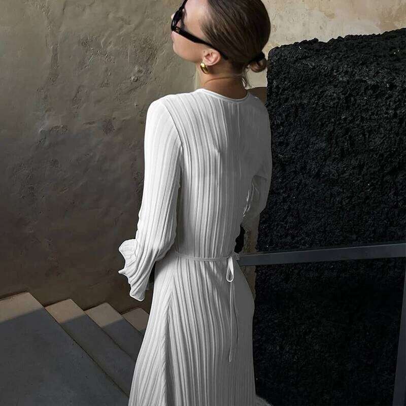 Fashion Knitted Long Female Casual Retro High Waist Rib Sweater Bodycon Dress Lady Holiday Party Outfits 2025 New XJ260131