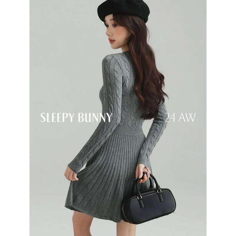 Autumn Winter Waist-cinching Retro Round Neck Bottoming Long-sleeved Dress New Slim Knitted Pleated Skirt XJ260131